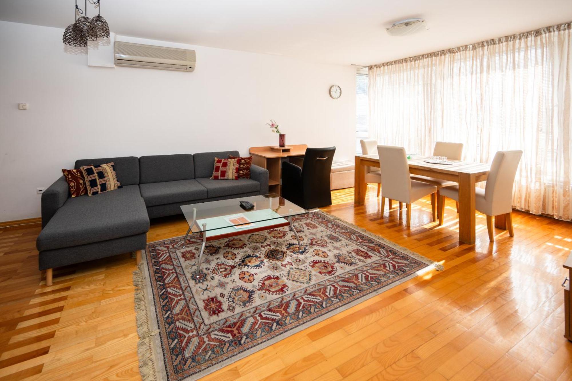 Modern 2Bdr Apartment In The Center- Free Parking SJJ Exteriör bild