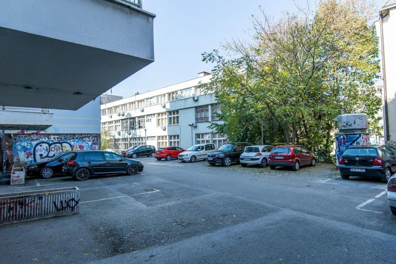 Modern 2Bdr Apartment In The Center- Free Parking SJJ Exteriör bild